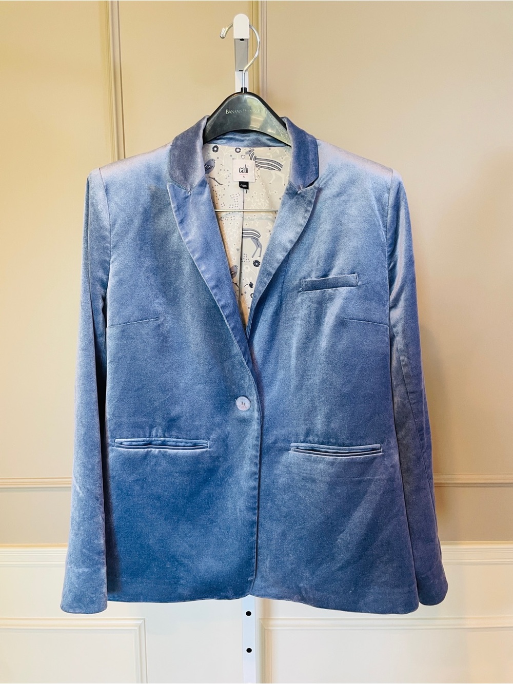 CAbi Jaden Jacket Blazer Small Fall 2025 Velvet Azure Ice Blue Bird 4876